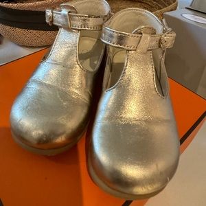 Bonpoint Toddler Girl Gold Leather Shoes Size 22 EU 6 US